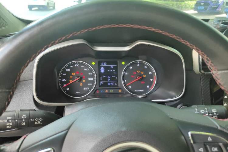 Used MG ZS 2017 16T Automatic Flagship Internet Edition Instrument Cluster