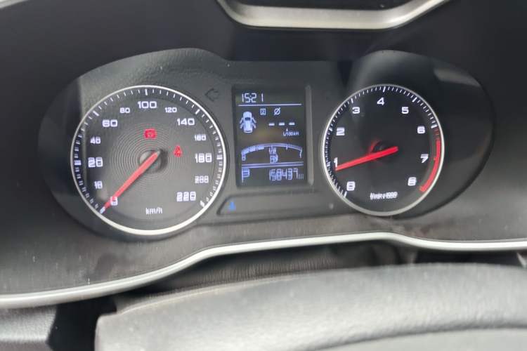 Used MG ZS 2017 1.5L Automatic Luxury Edition Instrument Cluster
