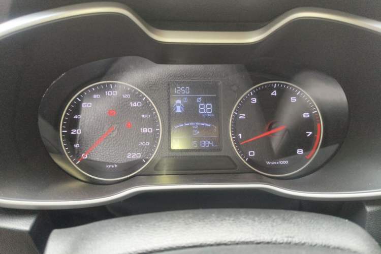Used MG ZS 2017 1.5L Automatic Luxury Internet Edition Instrument Cluster