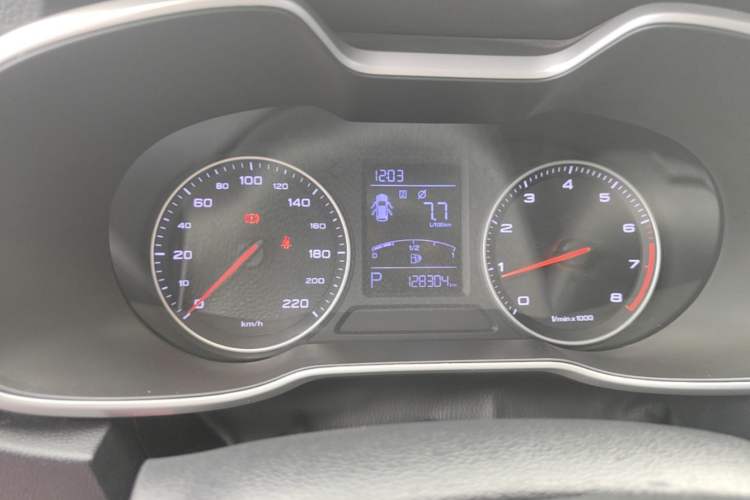 Used MG ZS 2017 1.5L Automatic Luxury Edition Instrument Cluster