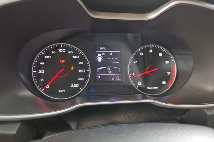 Used MG ZS 2017 1.5L Automatic Luxury Internet Edition Instrument Cluster