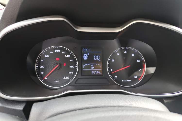 Used MG ZS 2017 1.5L Manual Comfort Edition Instrument Cluster