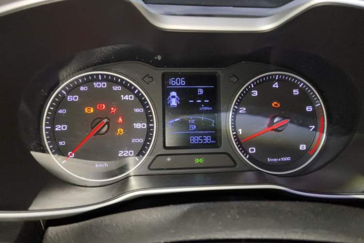 Used MG ZS 2017 1.5L Manual Deluxe Internet Edition Instrument Cluster