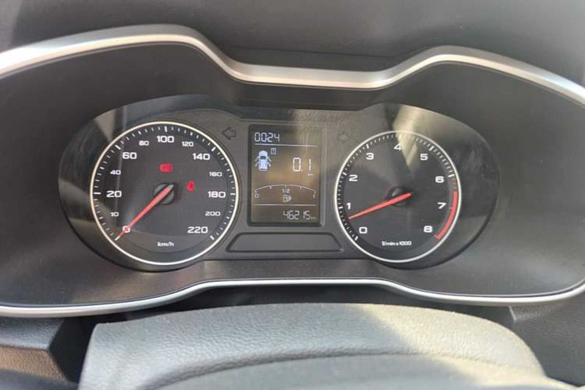 Used MG ZS 2017 1.5L Manual Luxury Edition Instrument Cluster