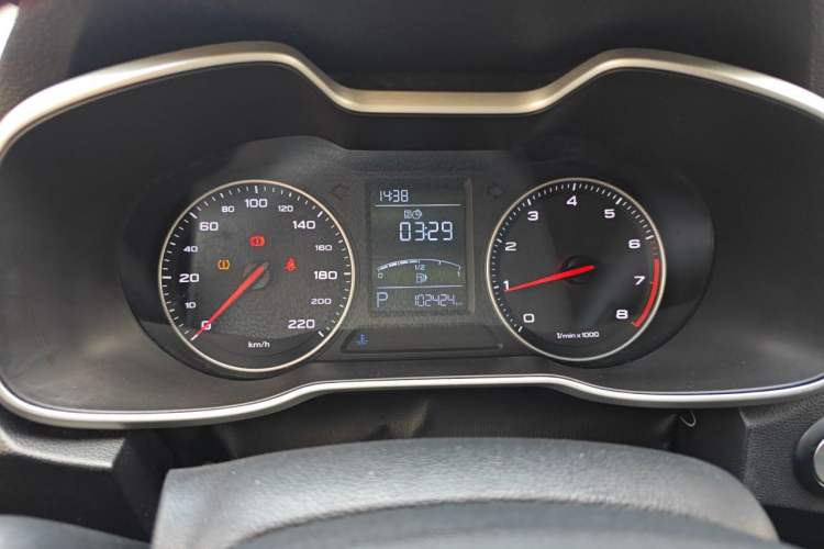 Used MG ZS 2017 1.5L Automatic Luxury Internet Edition Instrument Cluster