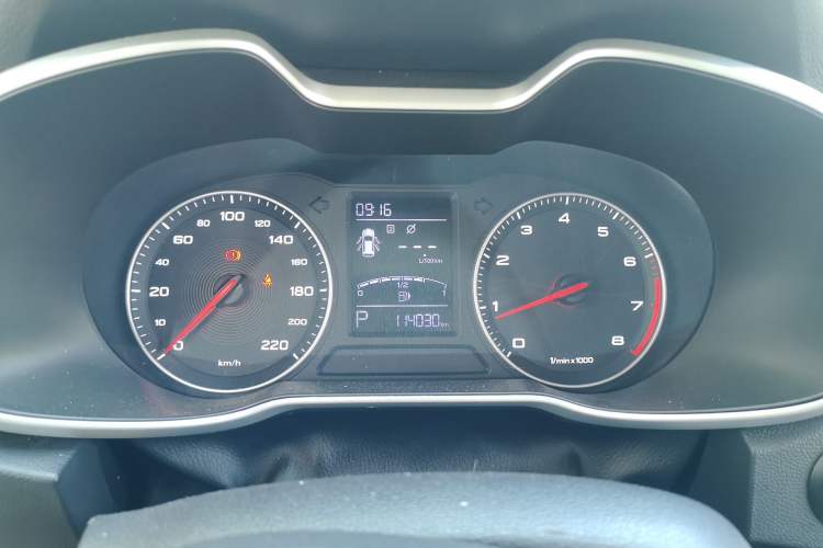 Used MG ZS 2017 1.5L Automatic Luxury Edition Instrument Cluster