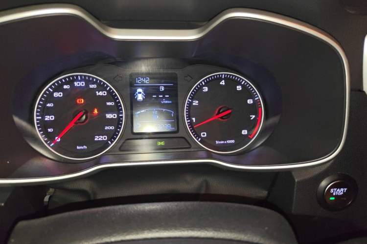 Used MG ZS 2017 1.5L Automatic Luxury Internet Edition Instrument Cluster