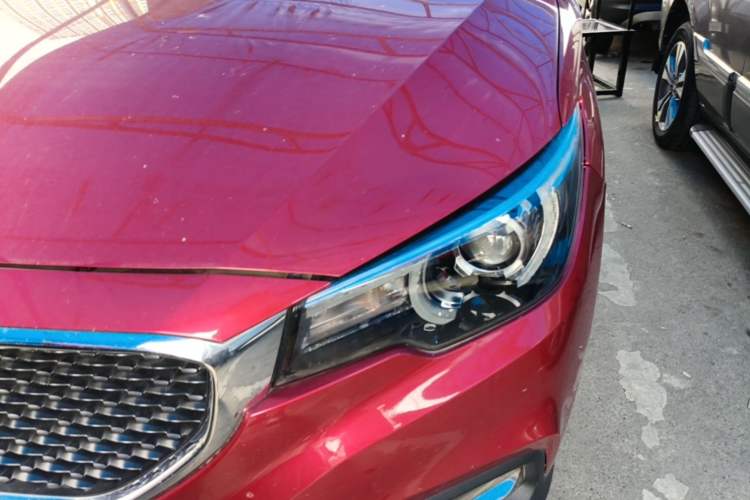 Used MG ZS 2017 1.5L Automatic Elite Edition Left Front Headlight