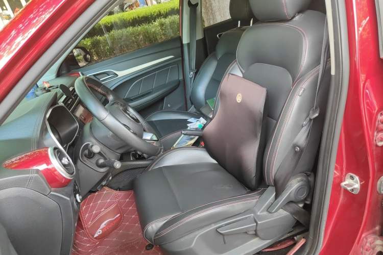 Used MG ZS 2017 16T Automatic Flagship Internet Edition Left Front Seat
