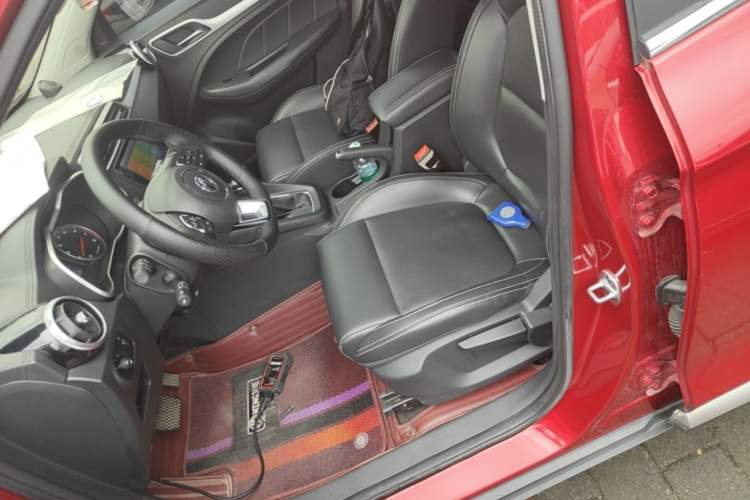 Used MG ZS 2017 1.5L Automatic Luxury Edition Left Front Seat