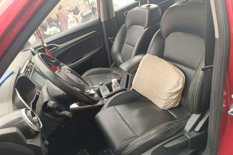 Used MG ZS 2017 1.5L Automatic Elite Edition Left Front Seat