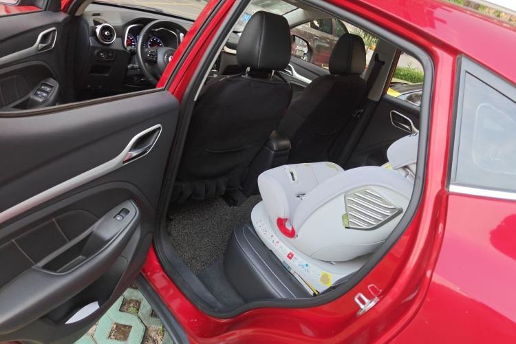Used MG ZS 2017 1.5L Automatic Luxury Internet Edition Left Rear Seat