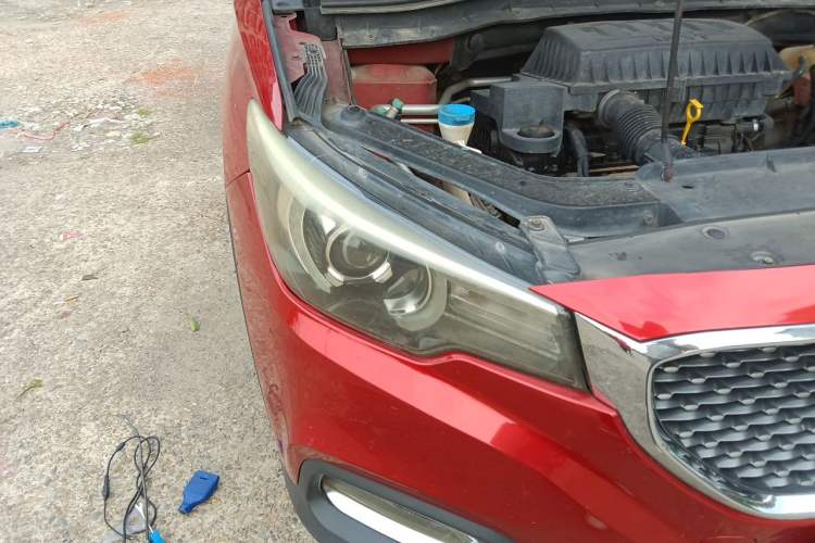 Used MG ZS 2017 1.5L Automatic Luxury Internet Edition Right Front Headlight