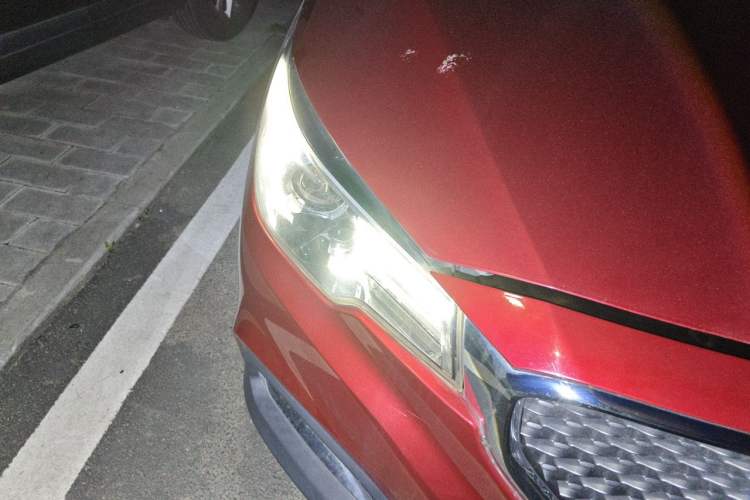 Used MG ZS 2017 1.5L Automatic Luxury Edition Right Front Headlight