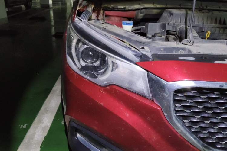 Used MG ZS 2017 1.5L Manual Deluxe Internet Edition Right Front Headlight