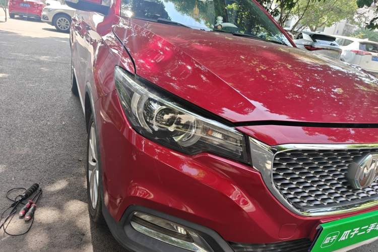 Used MG ZS 2017 1.5L Automatic Luxury Edition Right Front Headlight
