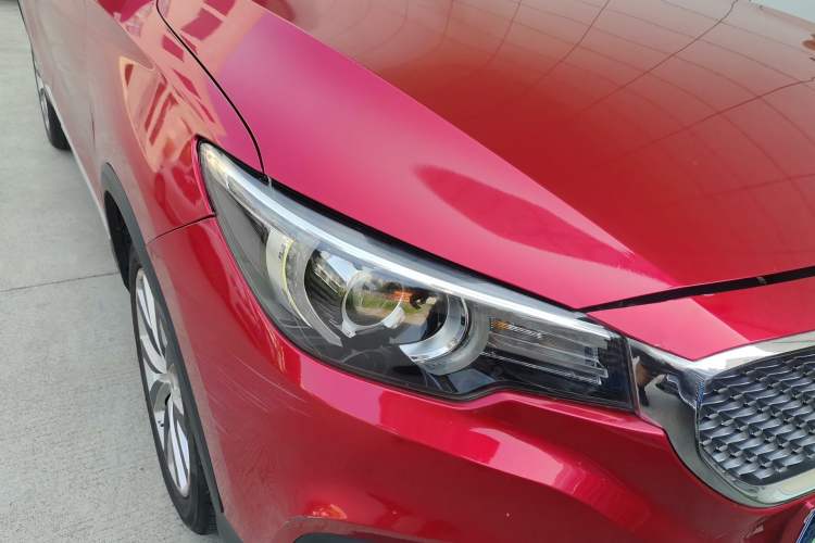Used MG ZS 2017 1.5L Automatic Luxury Edition Right Front Headlight