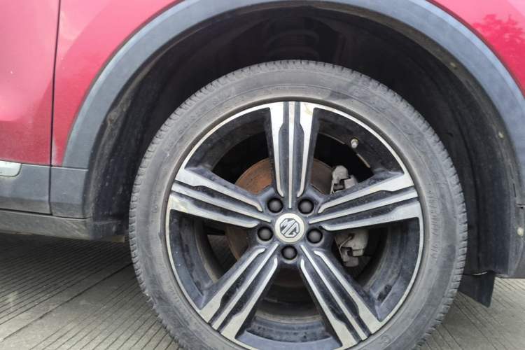 Used MG ZS 2017 1.5L Manual Deluxe Internet Edition Right Front Wheel Hub