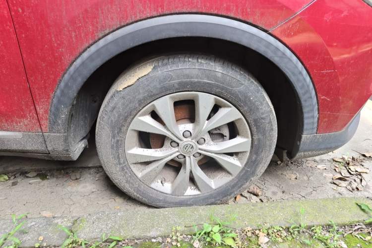 Used MG ZS 2017 1.5L Manual Comfort Edition Right Front Wheel Hub