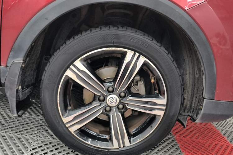 Used MG ZS 2017 16T Automatic Prestige Edition Right Front Wheel Hub