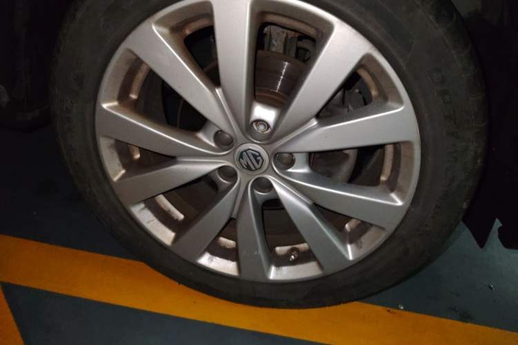 Used MG ZS 2017 1.5L Manual Luxury Edition Right Front Wheel Hub