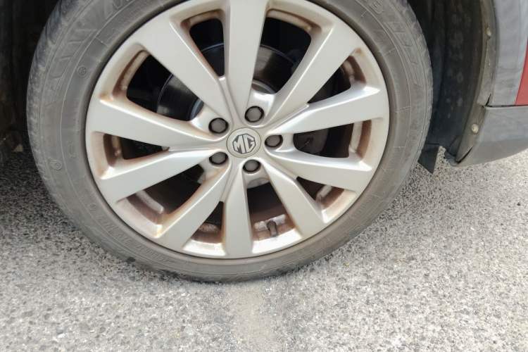 Used MG ZS 2017 1.5L Automatic Luxury Edition Right Front Wheel Hub