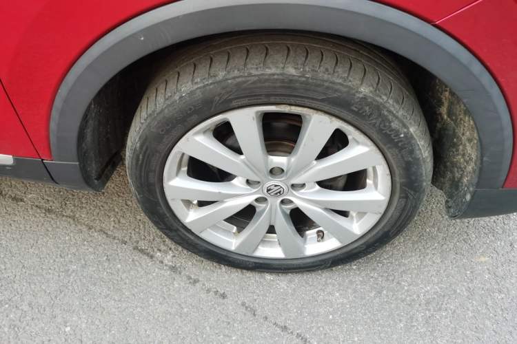 Used MG ZS 2017 1.5L Automatic Luxury Edition Right Front Wheel Hub