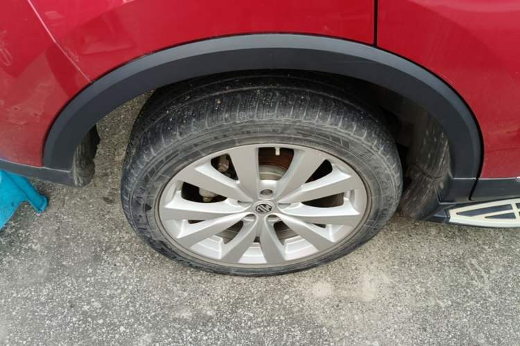 Used MG ZS 2017 1.5L Automatic Elite Edition Right Rear Wheel Hub