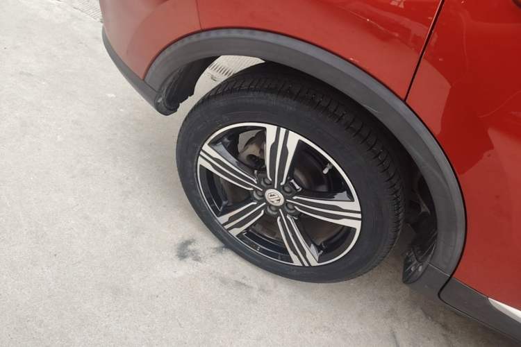 Used MG ZS 2017 1.5L Automatic Luxury Internet Edition Right Rear Wheel Hub