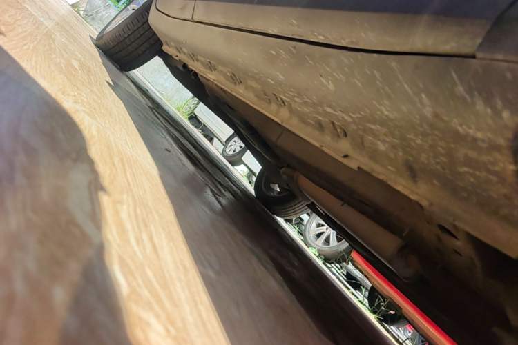 Used MG ZS 2017 1.5L Automatic Luxury Edition Right Side Sill