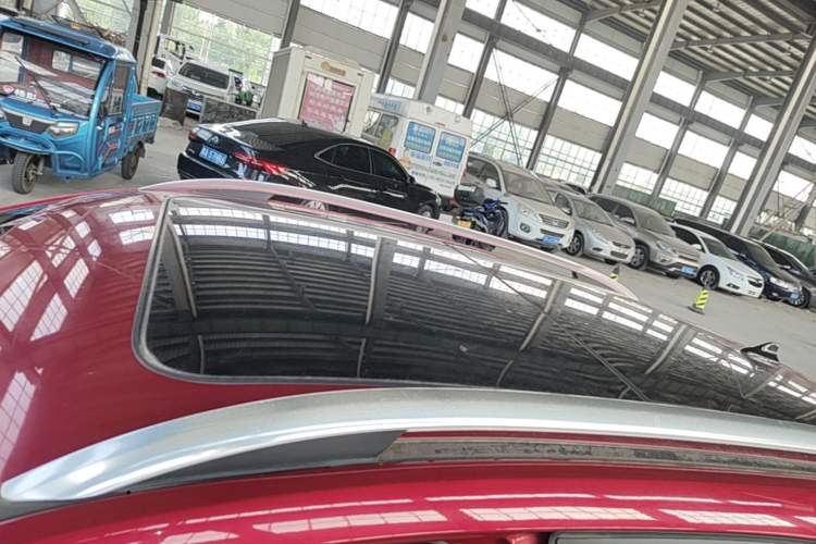 Used MG ZS 2017 1.5L Automatic Luxury Edition Roof