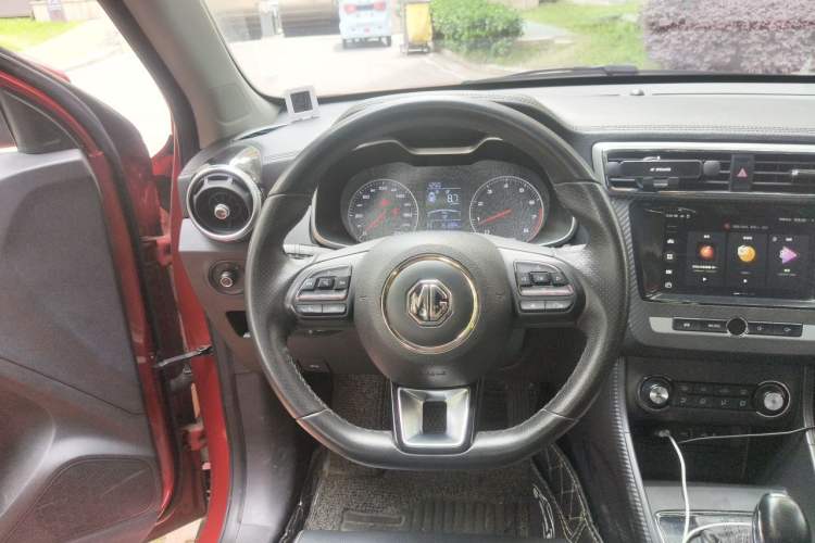 Used MG ZS 2017 1.5L Automatic Luxury Internet Edition Steering Wheel