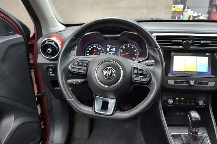 Used MG ZS 2017 16T Automatic Prestige Edition Steering Wheel