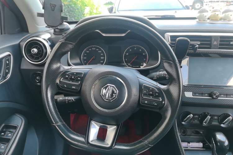 Used MG ZS 2017 1.5L Automatic Luxury Edition Steering Wheel