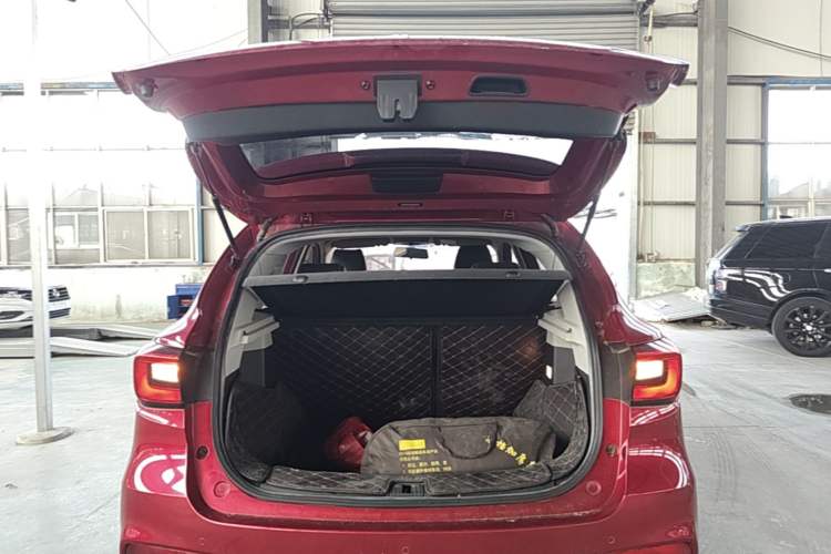 Used MG ZS 2017 1.5L Automatic Luxury Edition Trunk