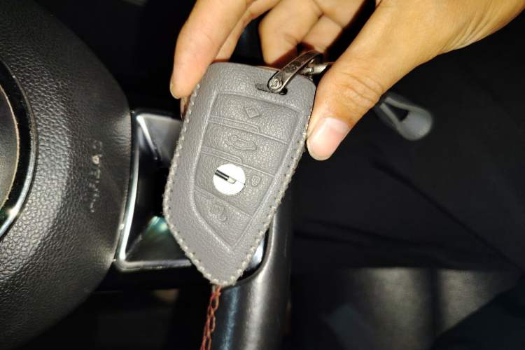 Used MG ZS 2017 16T Automatic Flagship Internet Edition Vehicle Key