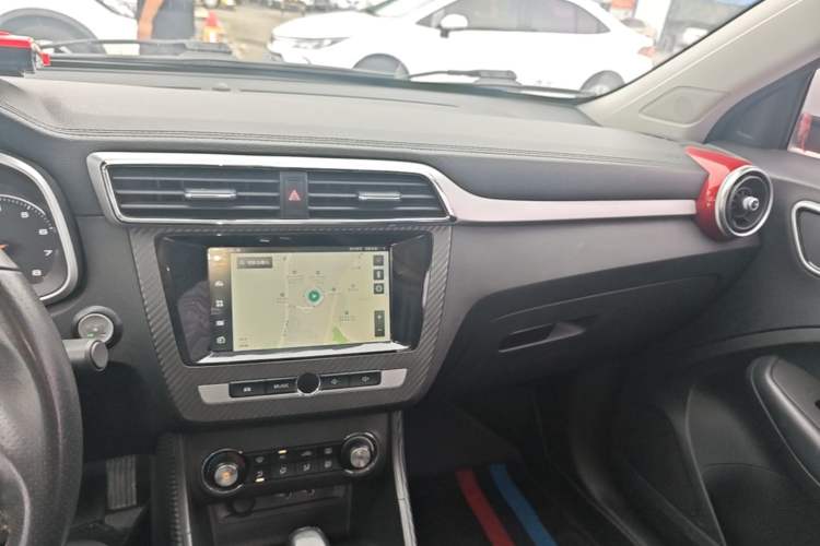 Used MG ZS 2017 16T Automatic Flagship Internet Edition Audio And AC Panel