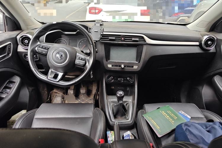 Used MG ZS 2017 1.5L Manual Luxury Edition Center Console