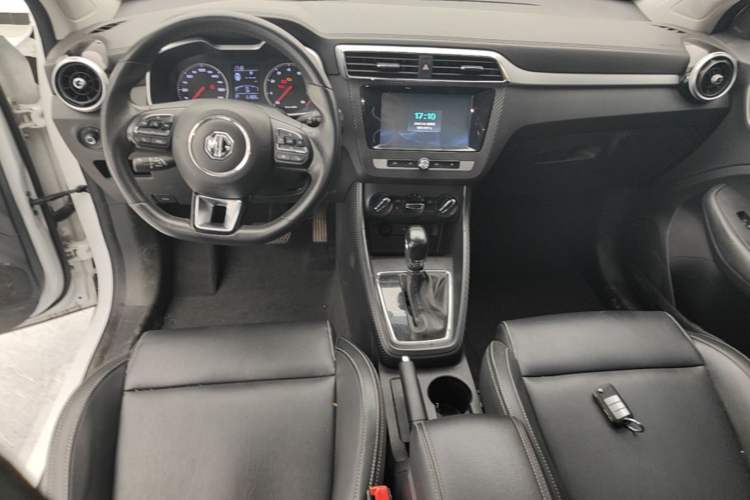 Used MG ZS 2017 1.5L Automatic Elite Edition Center Console