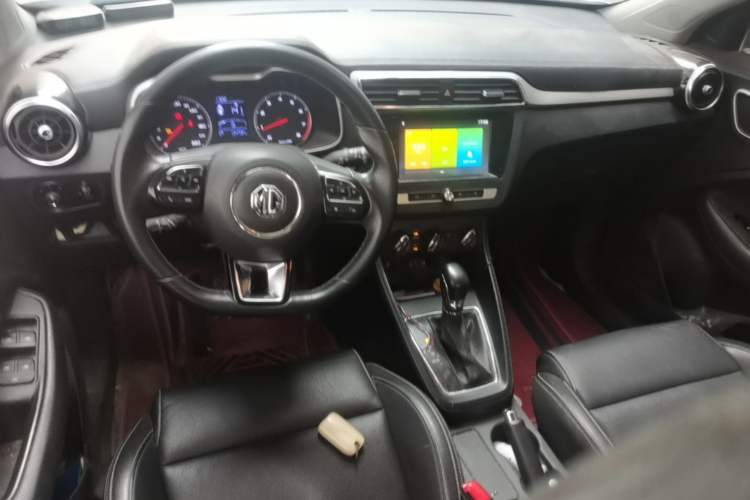 Used MG ZS 2017 1.5L Automatic Elite Edition Center Console
