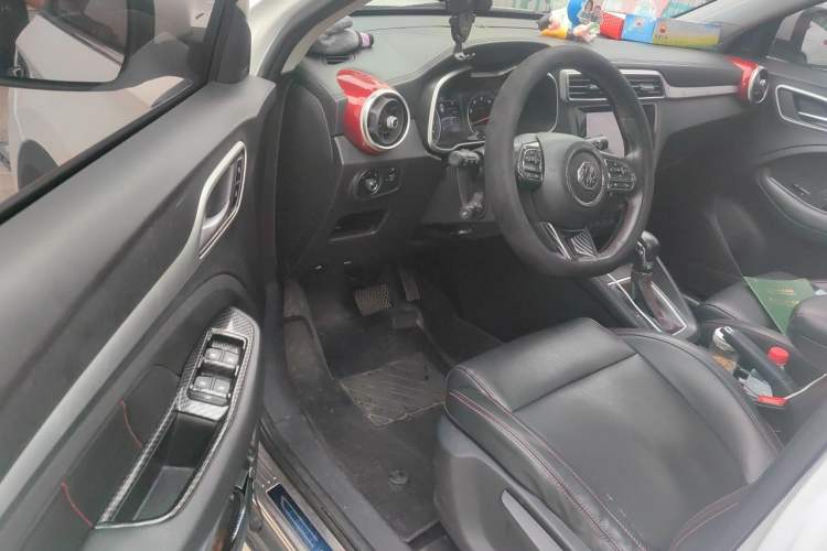 Used MG ZS 2017 16T Automatic Flagship Internet Edition Driver Seat