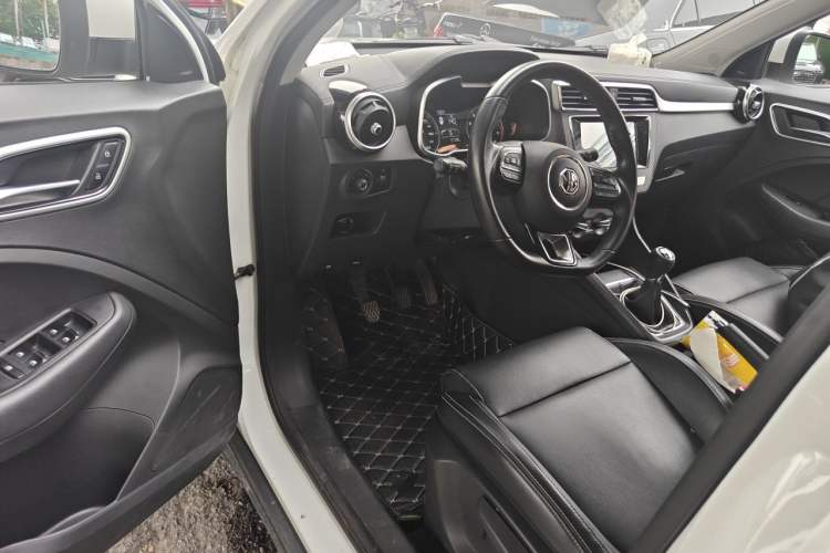 Used MG ZS 2017 1.5L Manual Elite Edition Driver Seat
