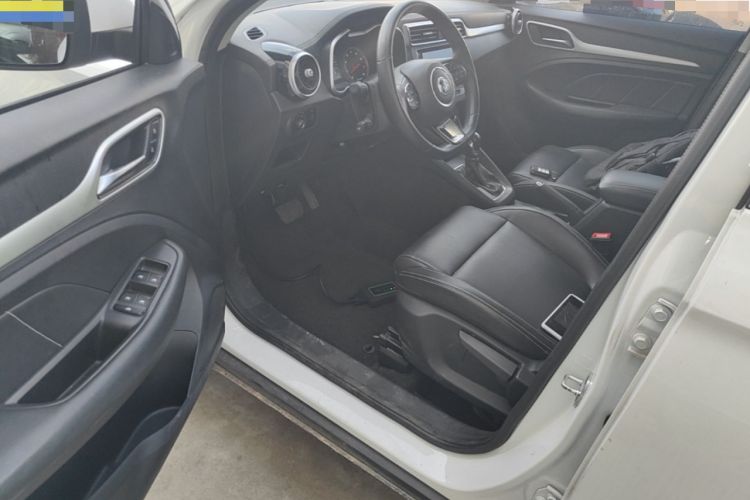 Used MG ZS 2017 1.5L Automatic Elite Edition Driver Seat