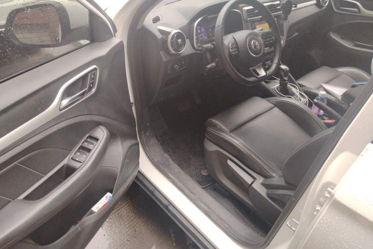 Used MG ZS 2017 1.5L Automatic Elite Edition Driver Seat