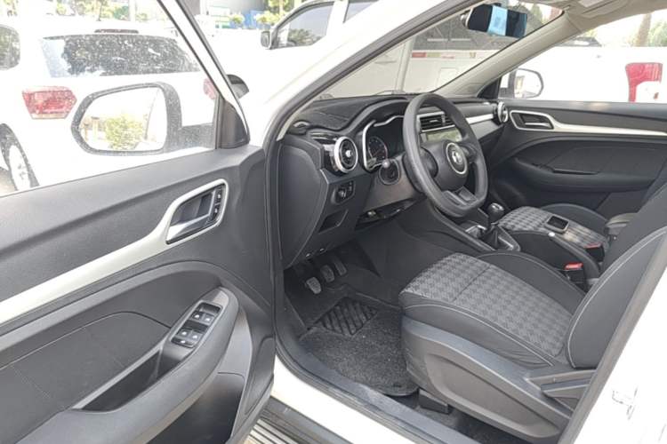 Used MG ZS 2017 1.5L Manual Fashion Edition Driver Seat