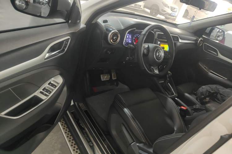 Used MG ZS 2017 1.5L Automatic Luxury Edition Driver Seat