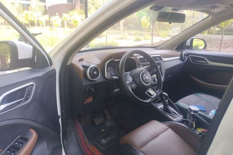 Used MG ZS 2017 1.5L Automatic Luxury Edition Driver Seat