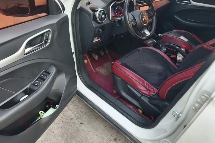 Used MG ZS 2017 1.5L Manual Luxury Edition Driver Seat