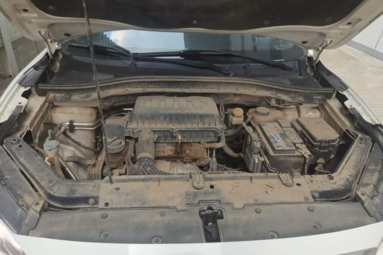 Used MG ZS 2017 1.5L Automatic Elite Edition Engine Bay