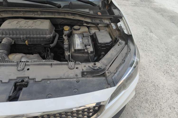 Used MG ZS 2017 1.5L Manual Luxury Edition Engine Bay Left